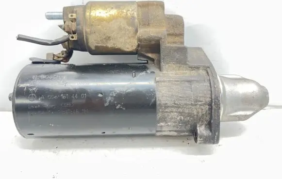 Mercedes-Benz E W211 Starter motor A0061514401