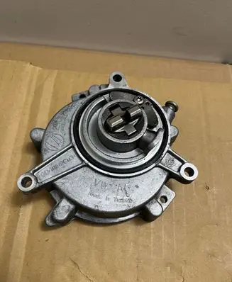 Audi Q5 SQ5 Vacuum pump 06M145100L