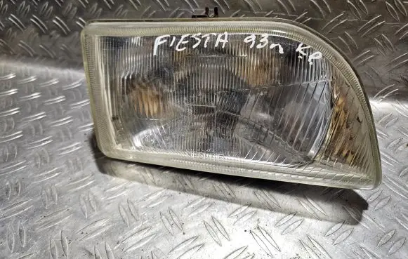 Ford Fiesta Headlight/headlamp 02449R20 02449R7