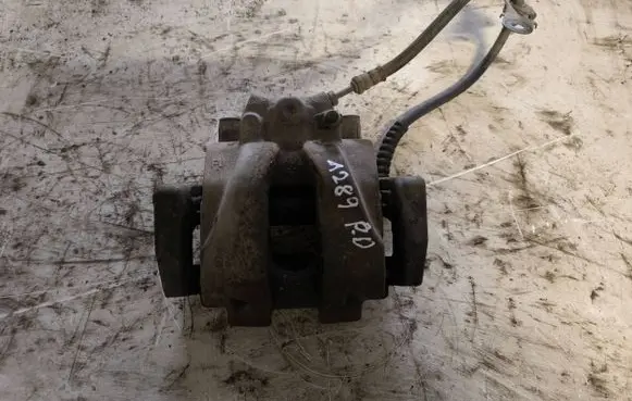 BMW X4 F26 Front brake caliper 703123