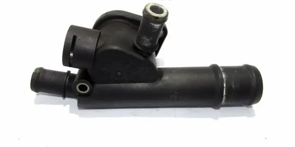 Volkswagen Touran I Engine coolant pipe/hose 038121132D