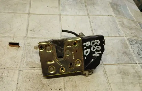 Citroen C5 Front door lock