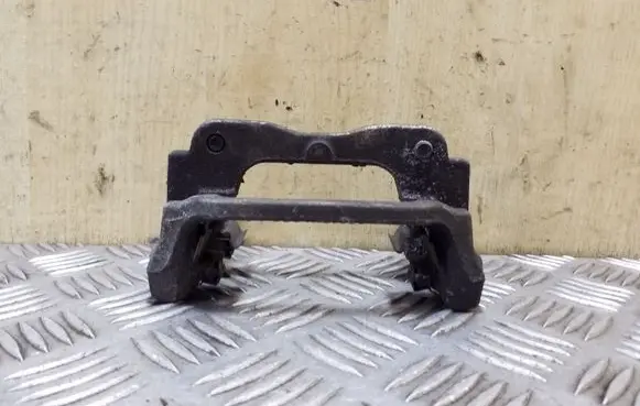 Toyota Corolla Verso AR10 Brake caliper pad carrier rear 