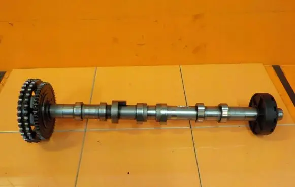 Jeep Grand Cherokee (WK) Camshaft A64208