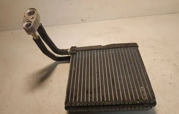Volvo V50 Air conditioning (A/C) radiator (interior) 