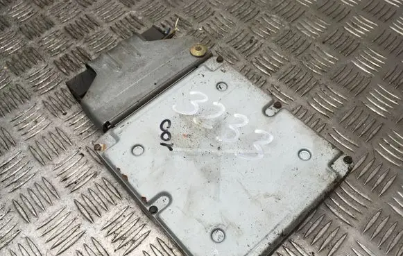 Ford Focus Engine control unit/module 3903856 4116173 S044Z