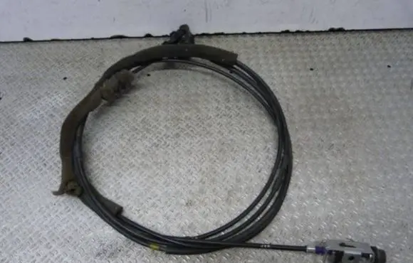 Mazda CX-5 II Fuel cap flap release cable