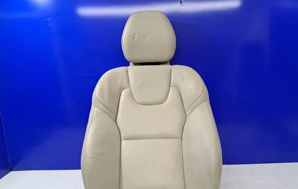 Volvo XC60 Front driver seat 32211464 31465488