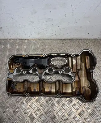 Rocker cam cover