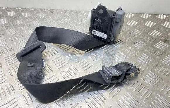 Audi A8 S8 D4 4H Rear seatbelt 4H0857807A