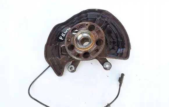 Mercedes-Benz B W246 W242 Front wheel hub spindle knuckle 16477935821