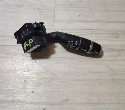 Jaguar F-Pace Indicator stalk FBYDA BJ323F973BB 17U1250187BA0H