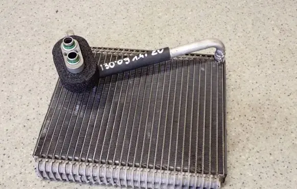 KIA Ceed Air conditioning (A/C) radiator (interior) 