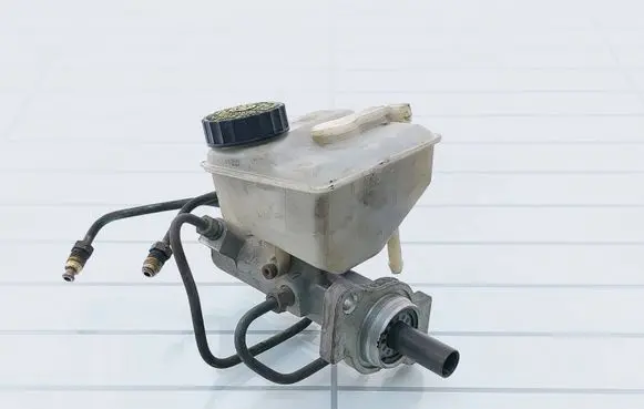 Volvo S60 Master brake cylinder 8646007