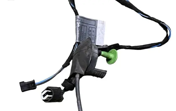 BMW Z3 E36 Fuel tank cap lock 8410575