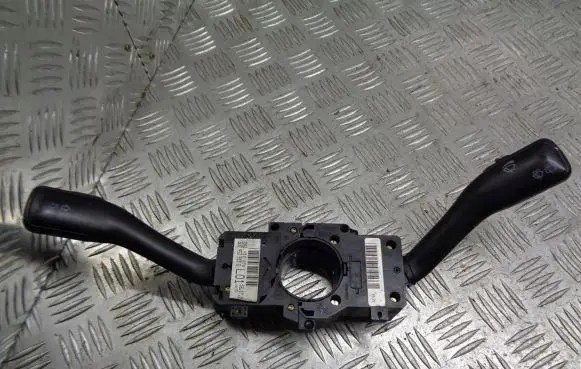 Skoda Fabia Mk1 (6Y) Headlight wiper switch 8L0953513G