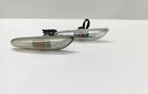 BMW 5 E60 E61 Front fender indicator light 7154167 63137154167 7154168