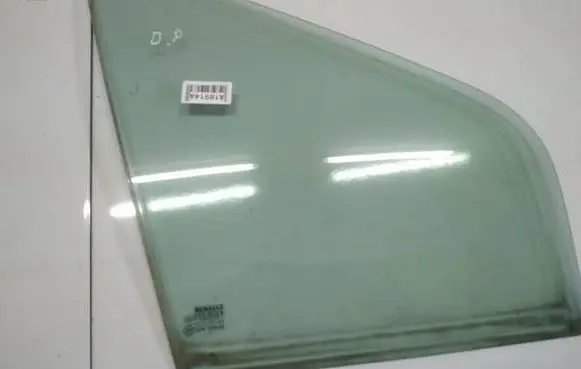 Renault Scenic I Front door vent window glass four-door AS2
