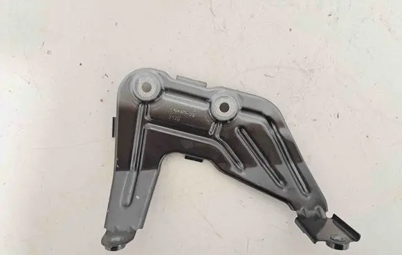 BMW X4 G02 Fender mounting bracket 7424677 7475803