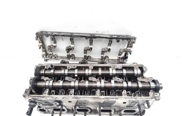 Audi A4 S4 B8 8K Engine head 03L103373J 03L103286A