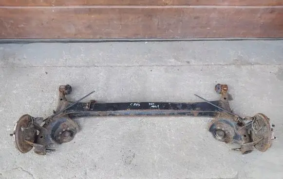 Toyota Yaris Rear axle beam 