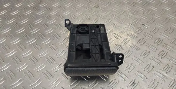 Toyota Urban Cruiser (XP110) Cup holder 5562052060