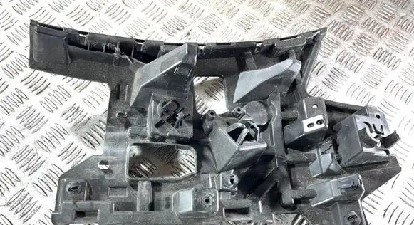 Volvo V40 Front bumper mounting bracket 31425002