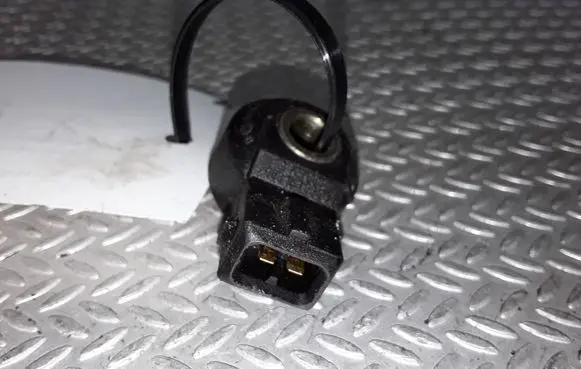 Detonation knock sensor