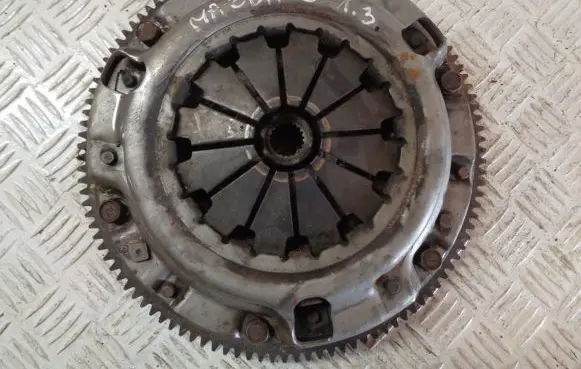 Nissan Micra Clutch set kit 302101HC0A