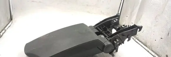 BMW 1 E81 E87 Armrest 7143596