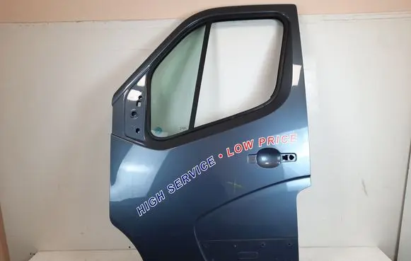 Renault Master III Front door
