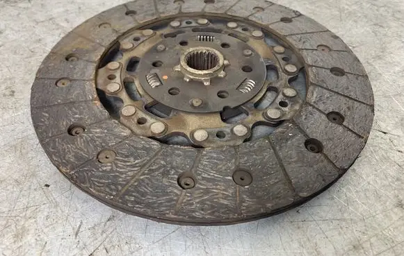 Skoda Octavia Mk2 (1Z) Clutch pressure plate 03G141031G