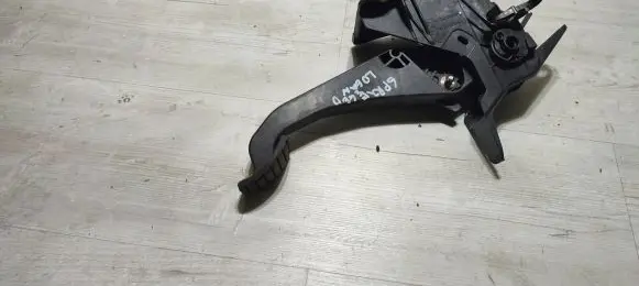 Clutch pedal