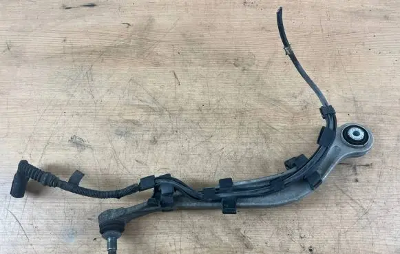 BMW 5 F10 F11 Rear control arm 608216