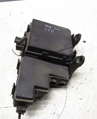 Nissan Qashqai Fuse box cover 3456