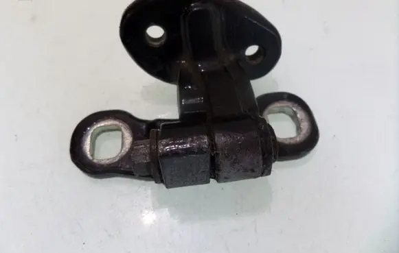 Volvo V50 Front door upper hinge 307158361