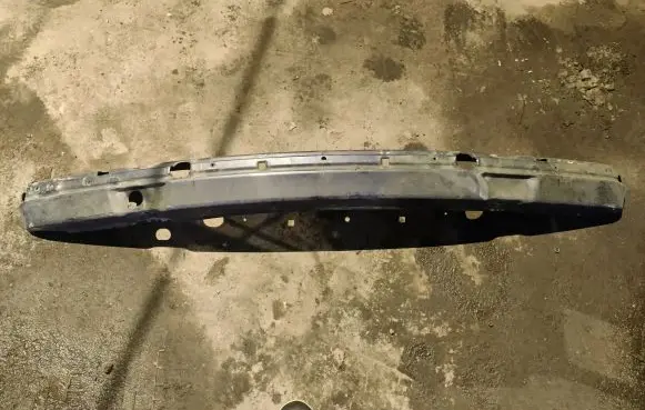 BMW 7 E38 Front bumper cross member 51118125306 8125306