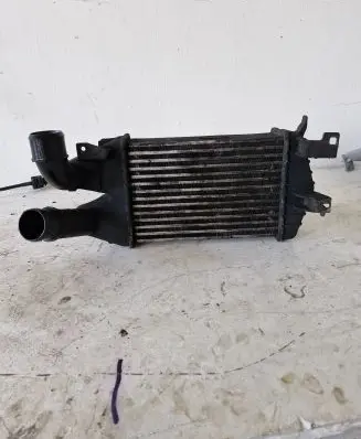 Opel Astra H Intercooler radiator 