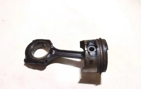 Renault Megane I Piston with connecting rod