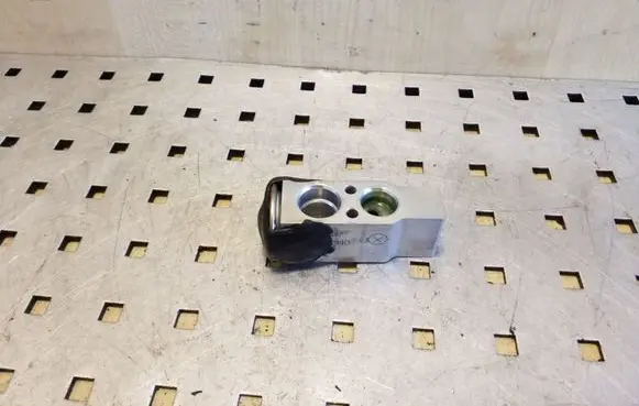 Air conditioning (A/C) expansion valve
