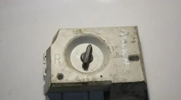 Audi 80 90 B3 Tail light part NOCODE
