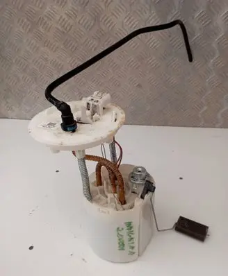 Opel Insignia A In-tank fuel pump 15776394