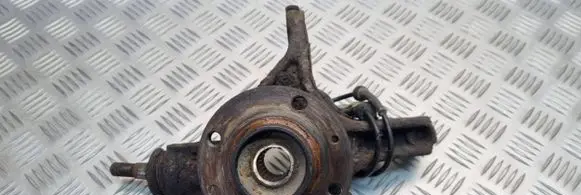 Citroen C4 I Picasso Front wheel hub spindle knuckle