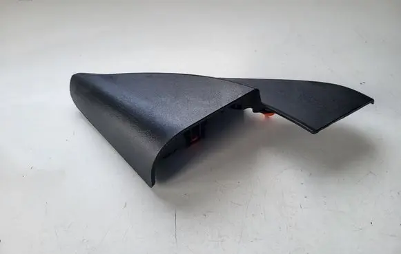 KIA Xceed Front door glass trim molding