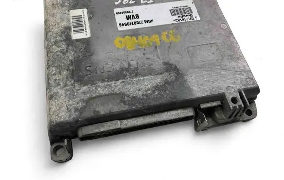 Renault Clio I Engine control unit/module 7700749946 7700858259