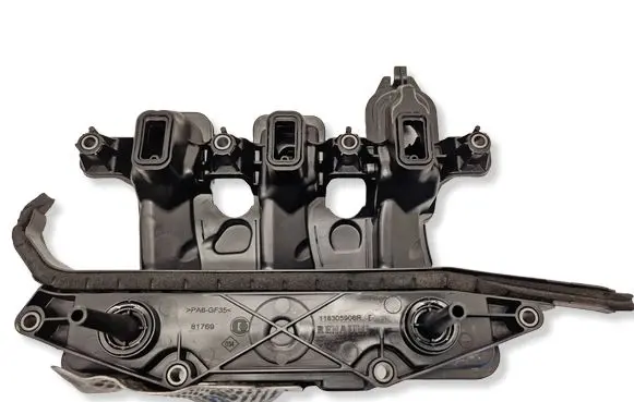 Renault Megane III Intake manifold 118305906R