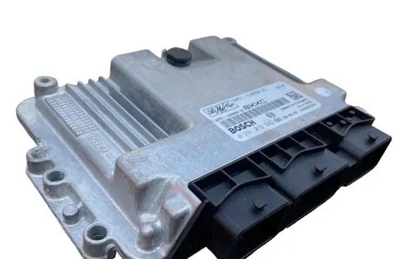 Ford Focus Engine control unit/module 8M5112A650XC 0281015242