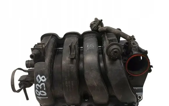 Volkswagen Touran I Intake manifold 03C129711D