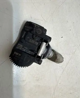 BMW 4 F32 F33 Tire pressure sensor A2C97432505 31425068 70735410