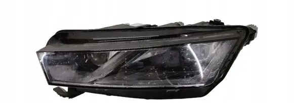 Skoda Octavia Mk4 Headlight/headlamp 5E4941015A